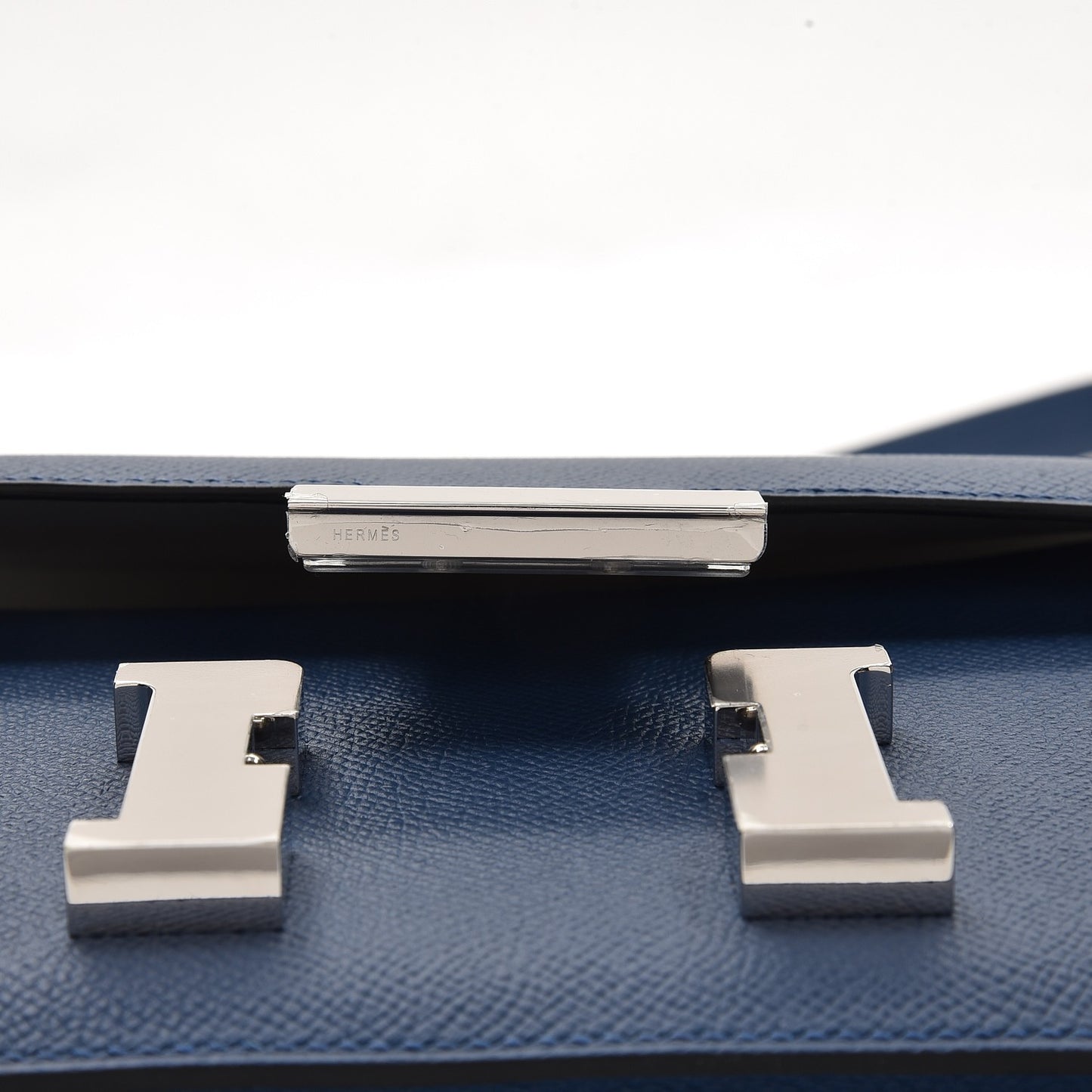 Epsom Constance 24 Bleu Agate