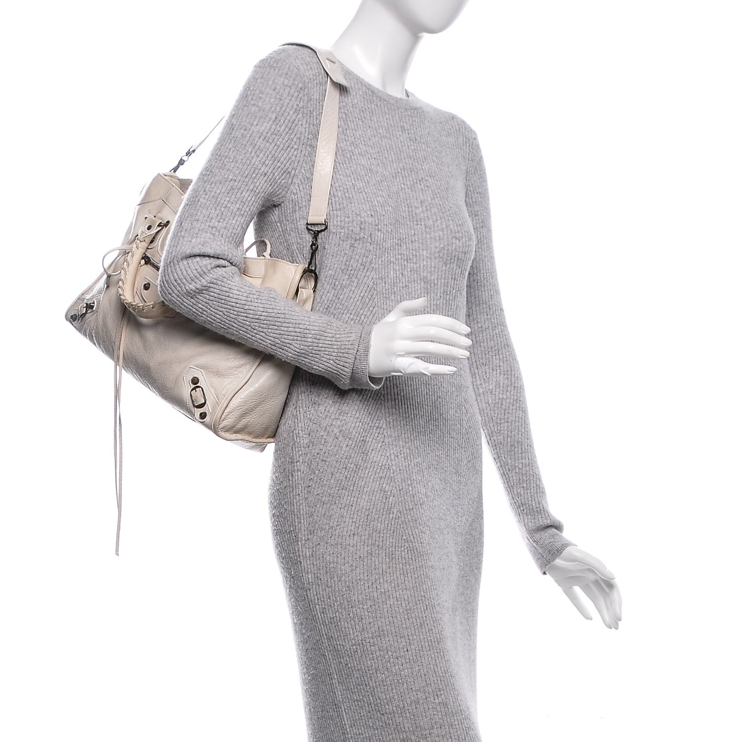 Chevre Classic Hardware City White