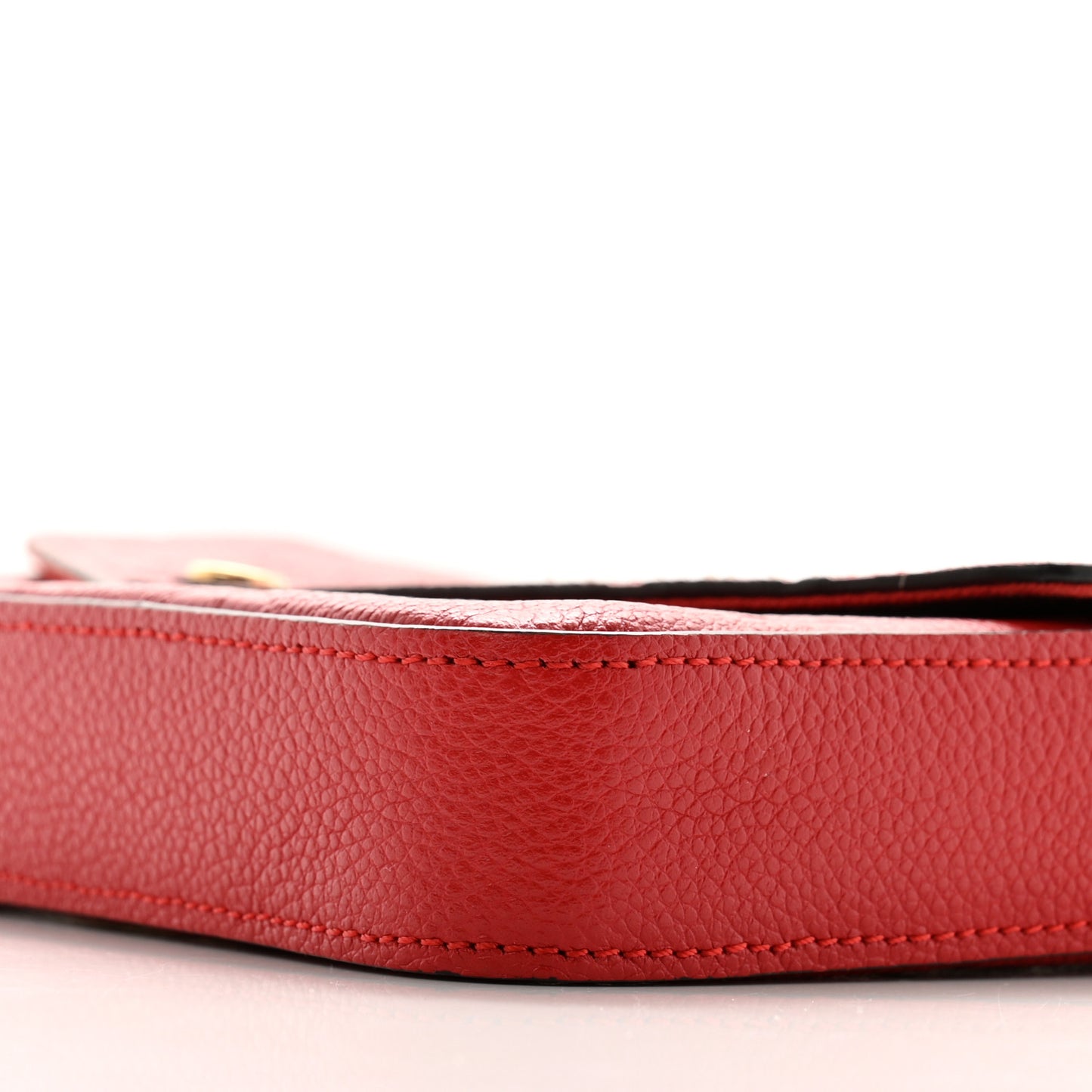 Empreinte Pochette Felicie Chain Wallet Scarlet