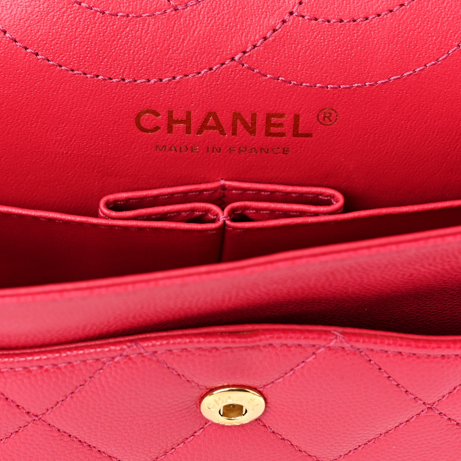 Chanel Caviar Quilted 2.55 Reissue 226 Flap Fuchsia 6 of 10