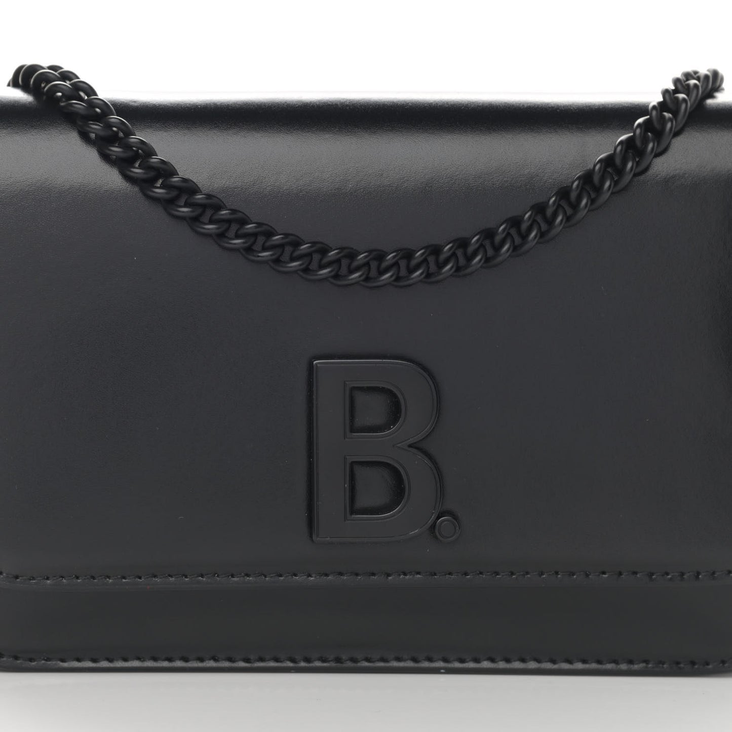 Smooth Calfskin B Wallet on Chain Black