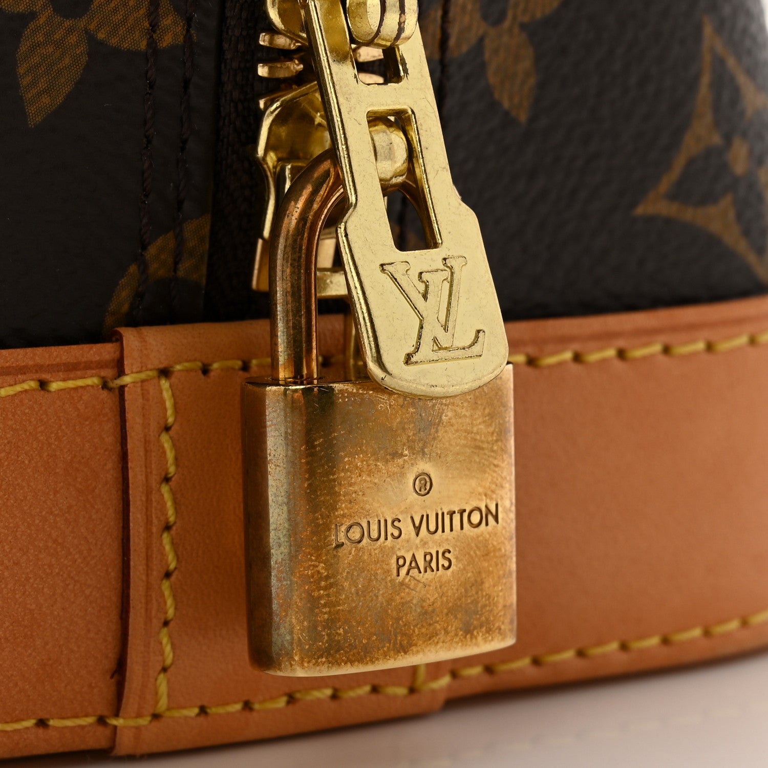 Louis Vuitton Monogram Alma PM 12 of 12