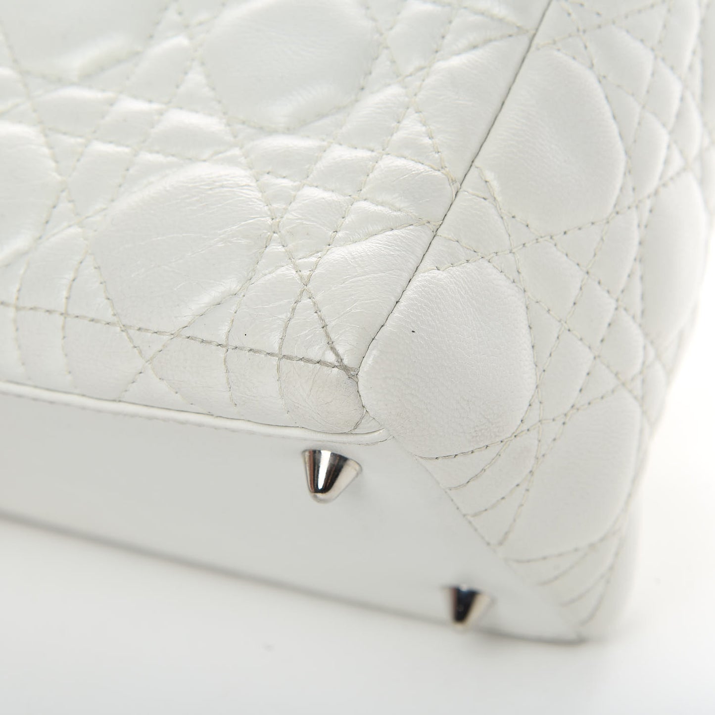 Lambskin Cannage Medium Lady Dior White