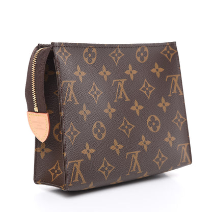 Louis Vuitton Monogram Toiletry Pouch 19 3 of 10