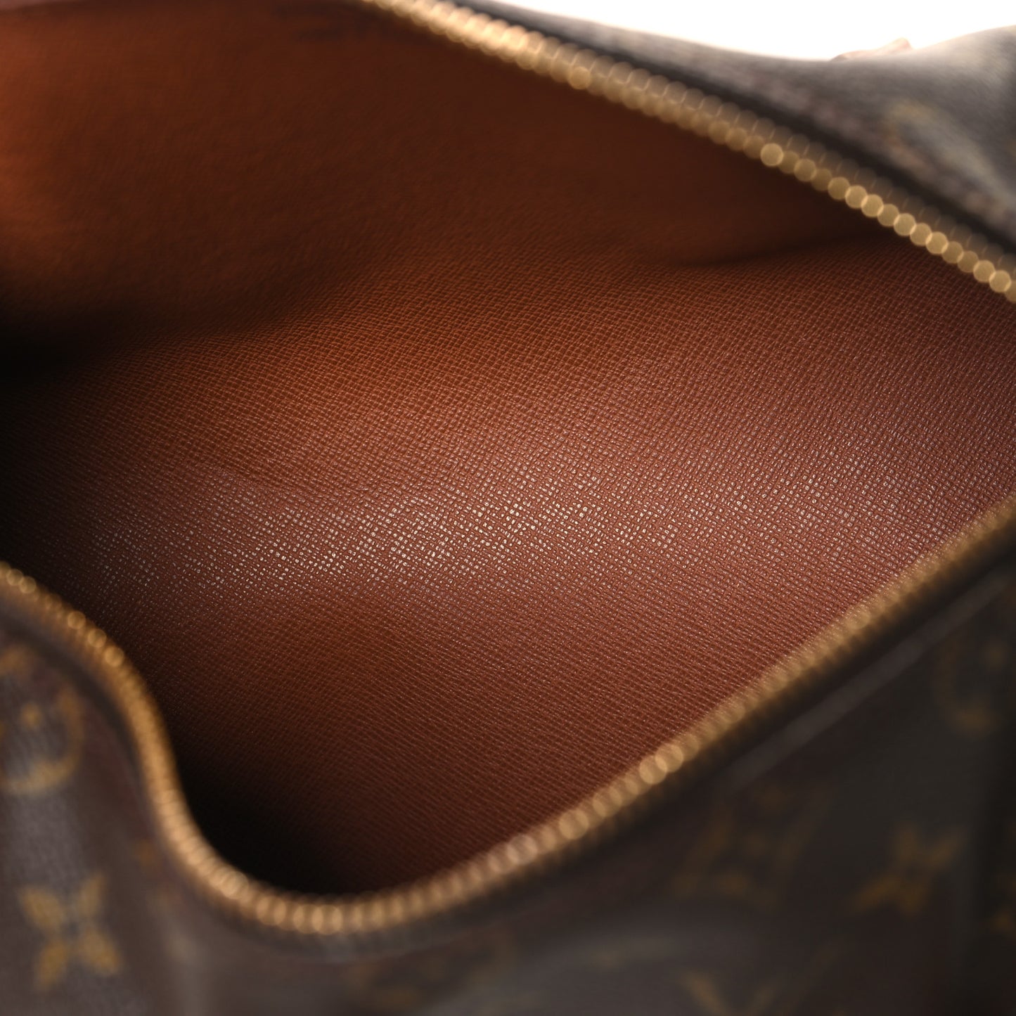 Monogram Papillon 26