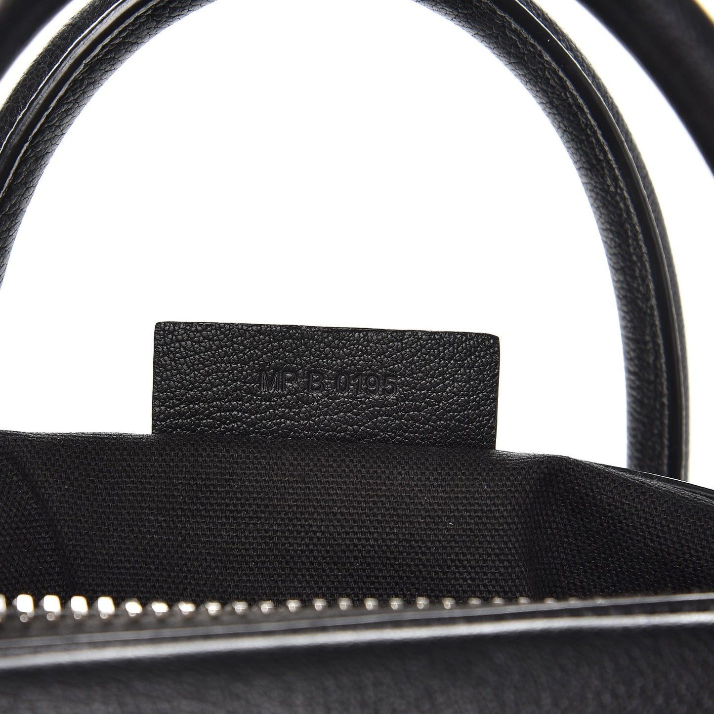 Sugar Goatskin Medium Antigona Black