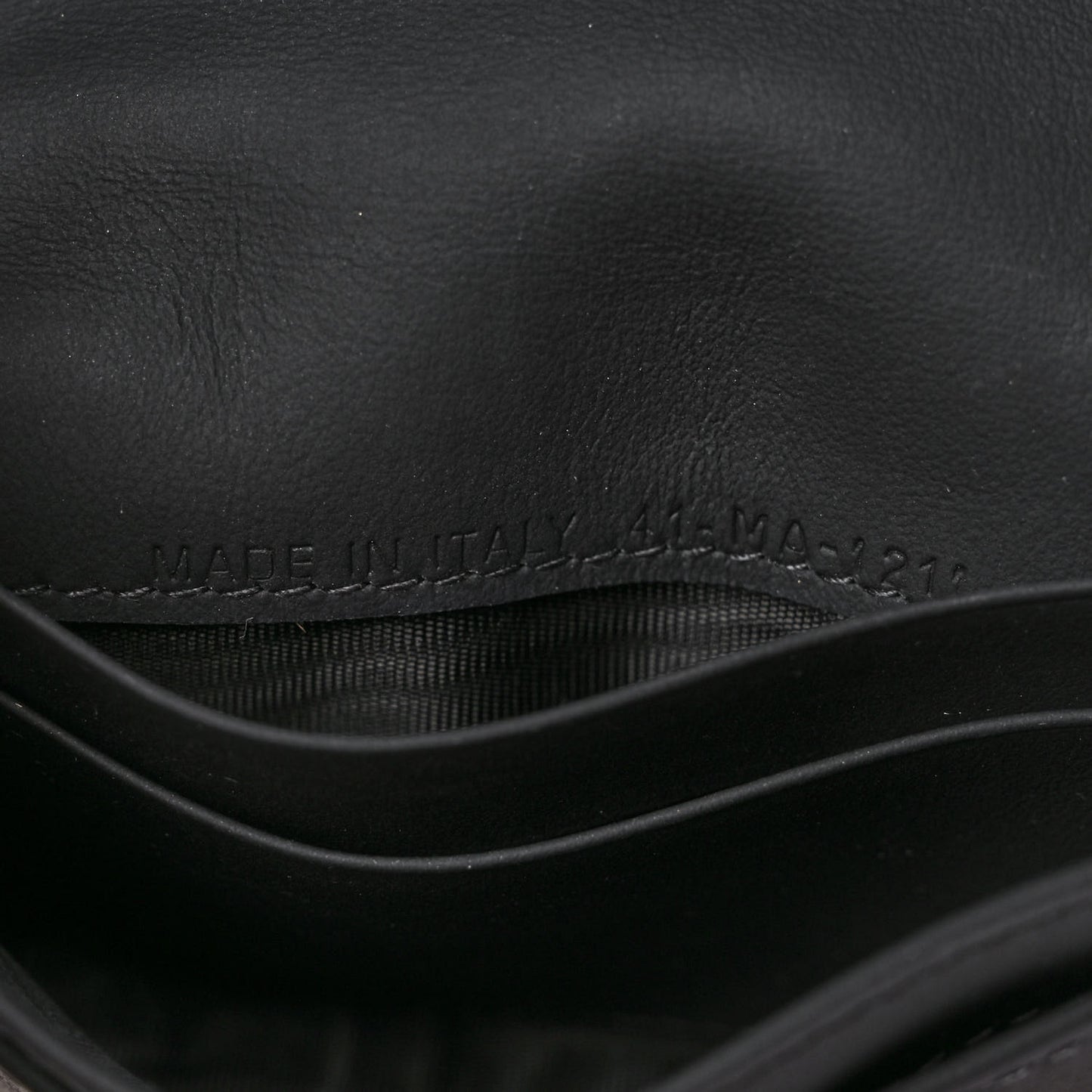 Ultra Matte Calfskin Saddle Card Holder Black