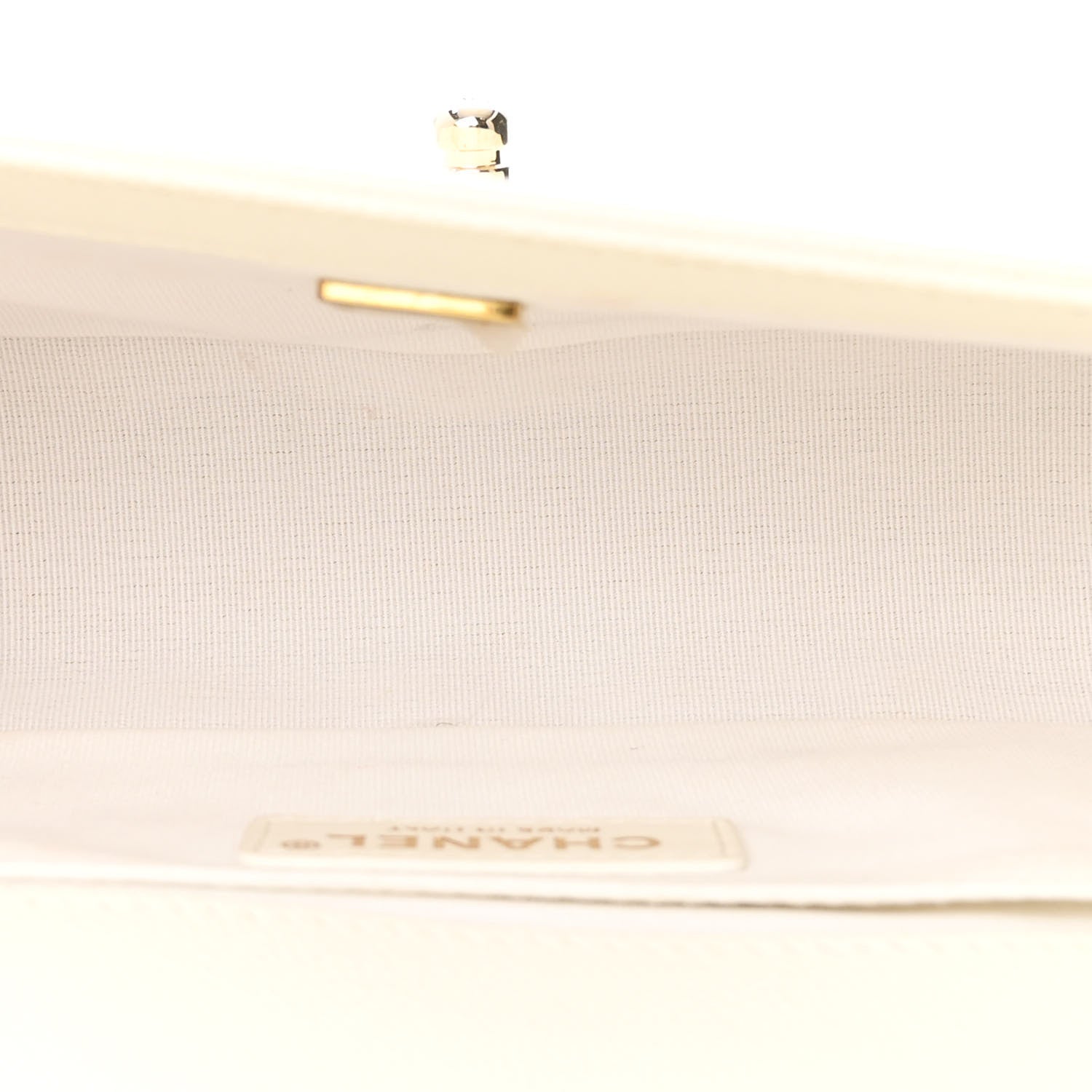 Chanel Caviar Quilted Medium Boy Flap White 5 of 13