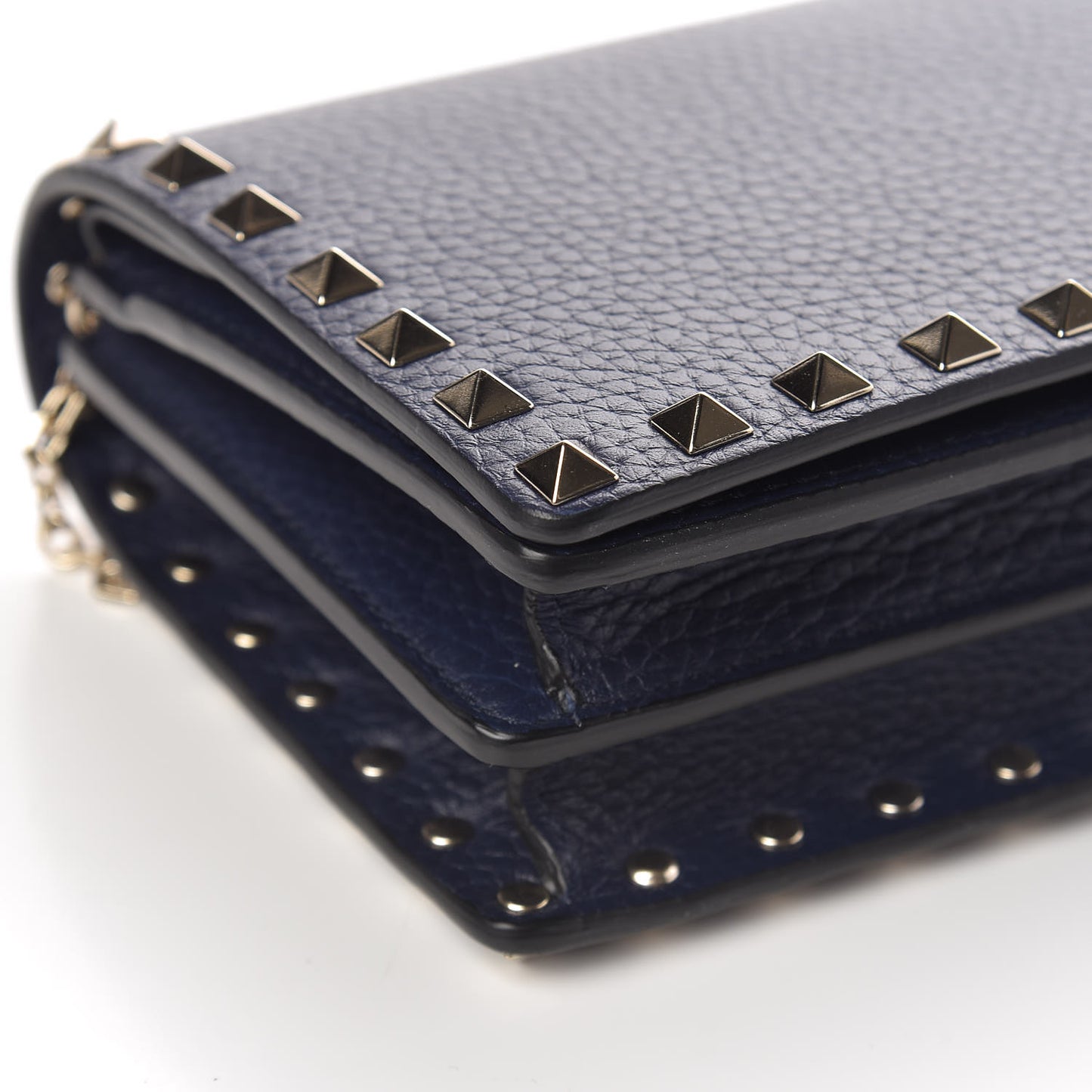 Grained Calfskin Rockstud Wallet on Chain Pure Blue