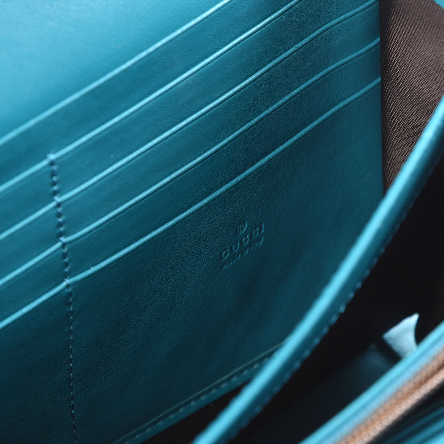Velvet Matelasse GG Marmont Chain Wallet Pavone Cyan