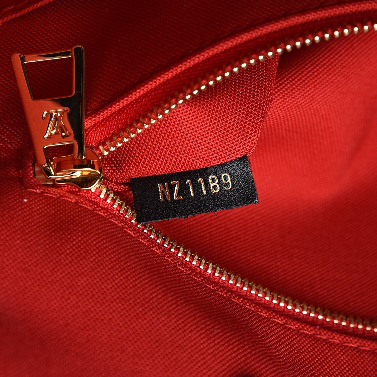 Louis Vuitton Reverse Monogram Giant Onthego GM 7 of 10