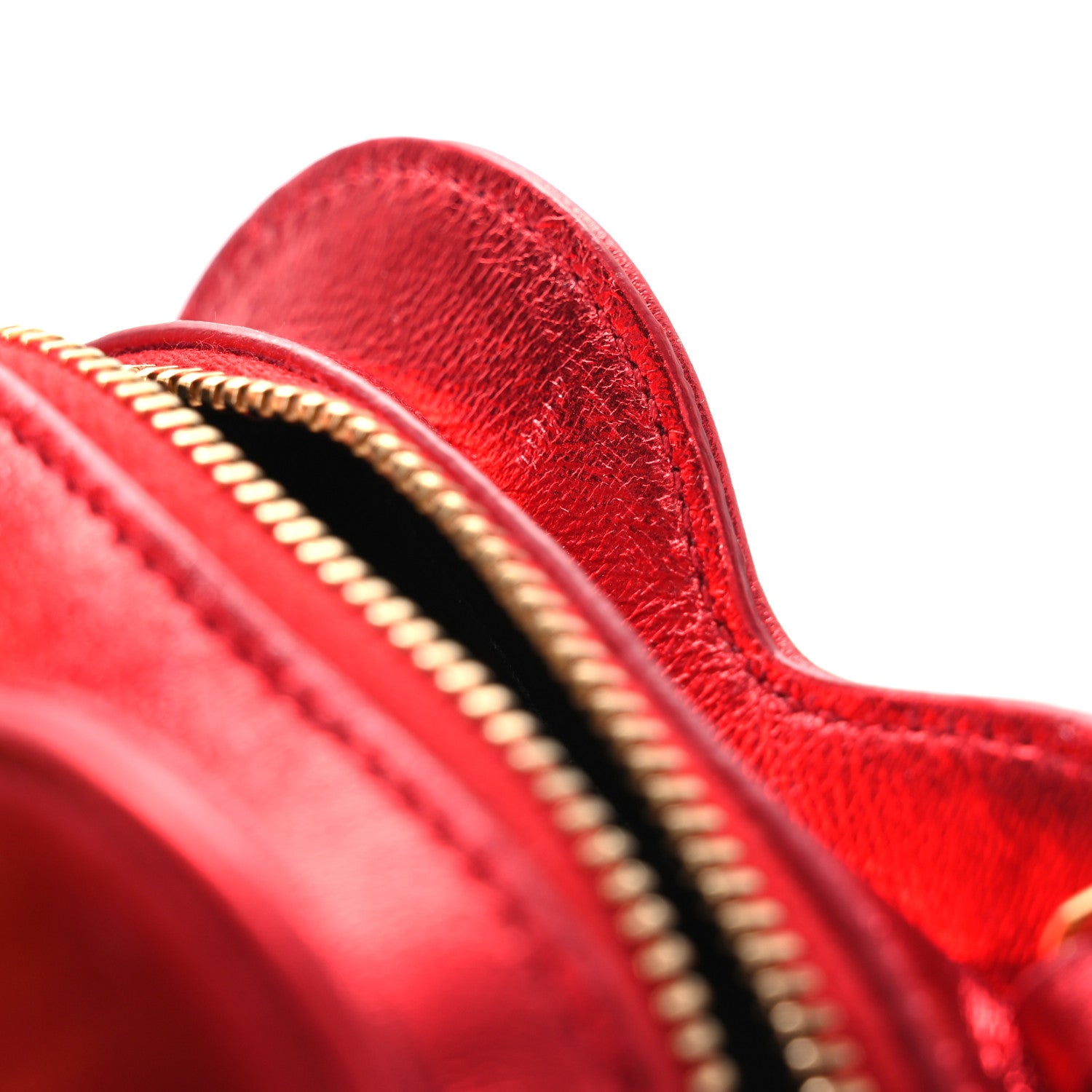 YSL ハート型パーティーバッグ 赤(超美品) Saint Laurent Metallic Lambskin Small Love Heart Chain Bag Red