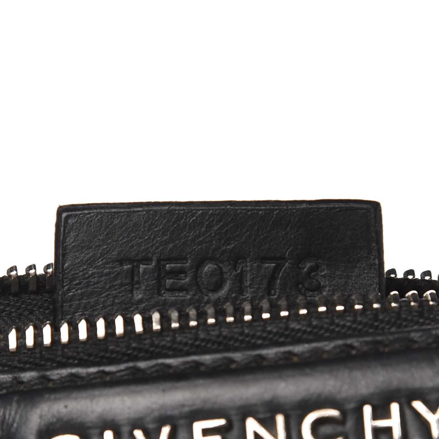 Textured Coated Canvas Medium Antigona Shark Jaw Cosmetic Pouch Black
