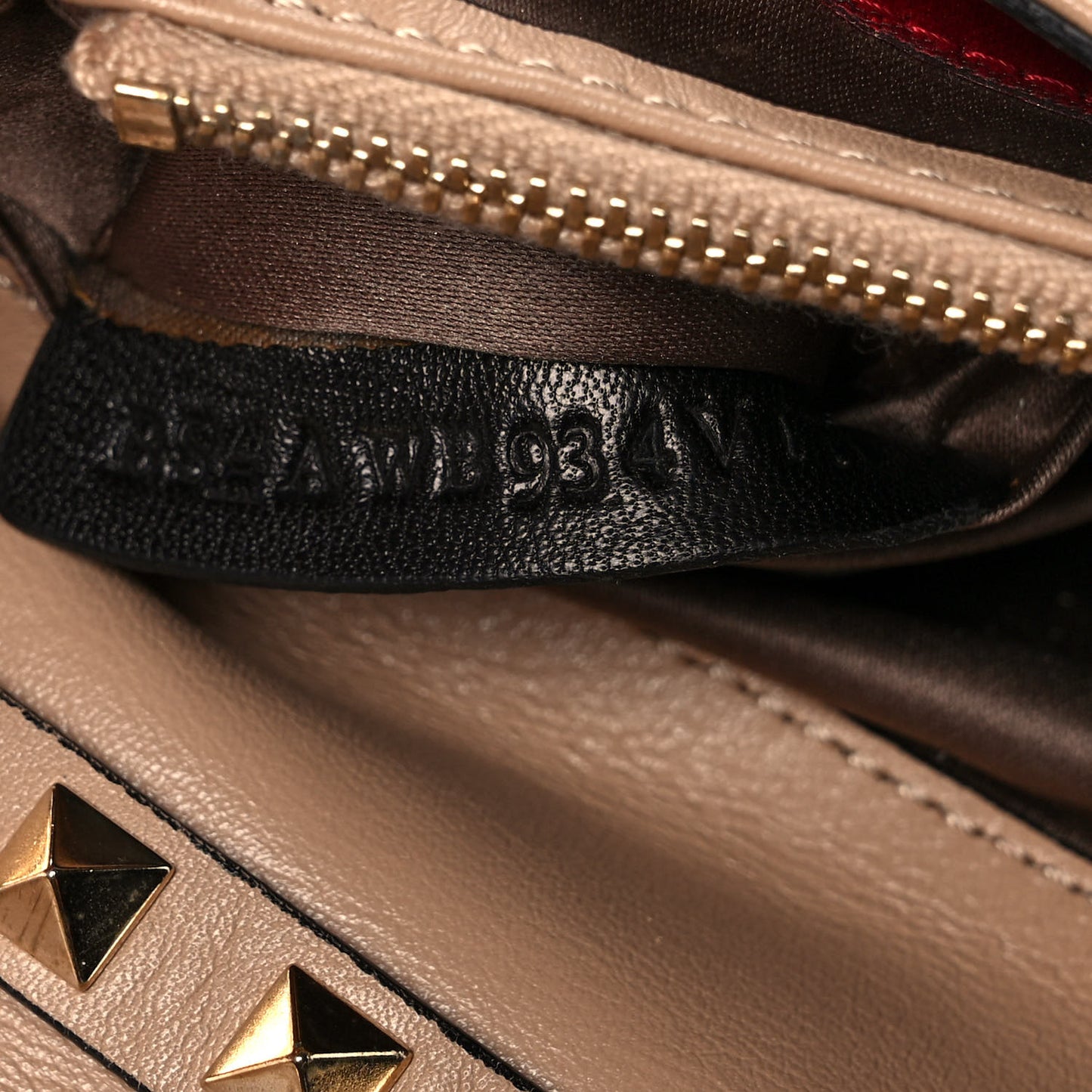 Vitello Rockstud Flip Lock Shoulder Flap Bag Beige