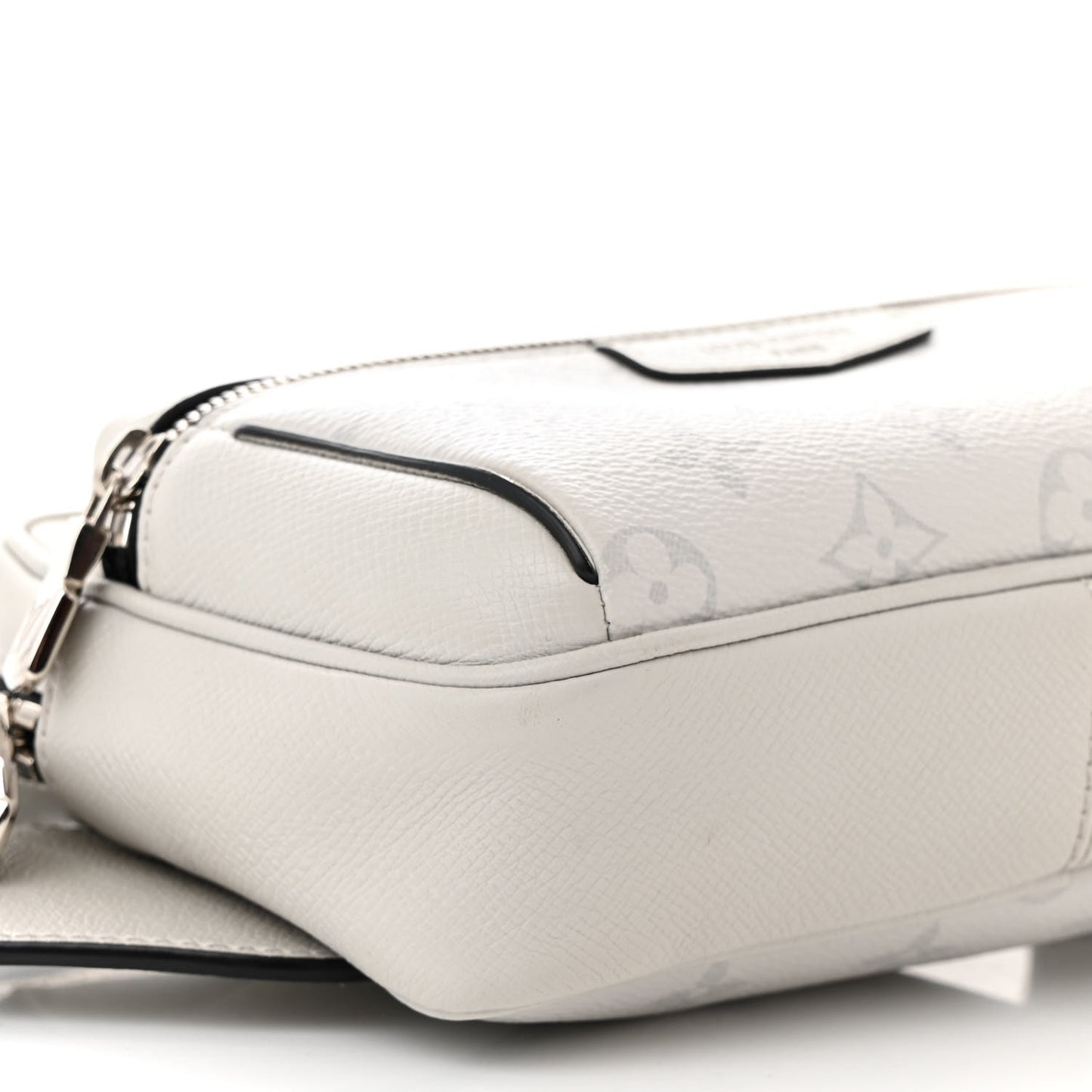 Taiga Monogram Outdoor Bumbag White