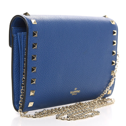 Valentino Garavani Pebbled Calfskin Rockstud Envelope Wallet On Chain Bag Blu Delft 3 of 10