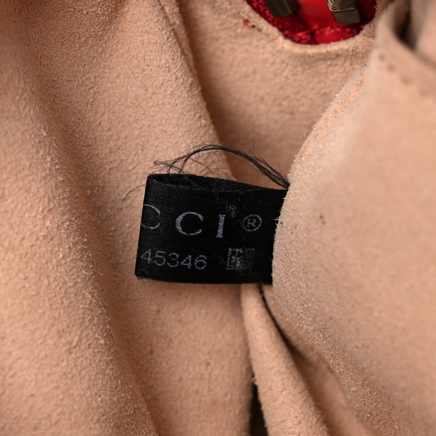 Calfskin Matelasse Mini GG Marmont Chain Shoulder Bag Hibiscus Red