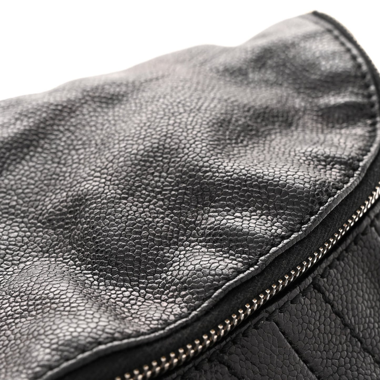 Glazed Caviar Modern Chain Tote Black