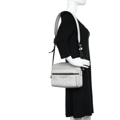 Louis Vuitton Taigarama Outdoor Messenger Antartica 2 of 12
