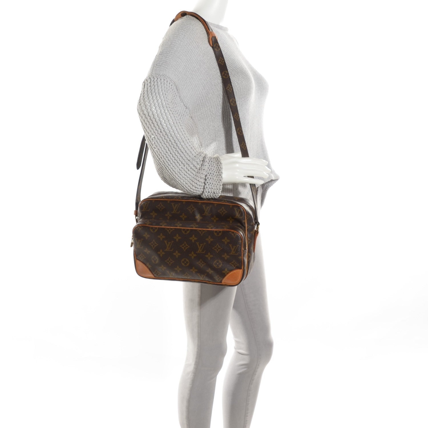 Louis Vuitton Monogram Nil 28 5 of 12