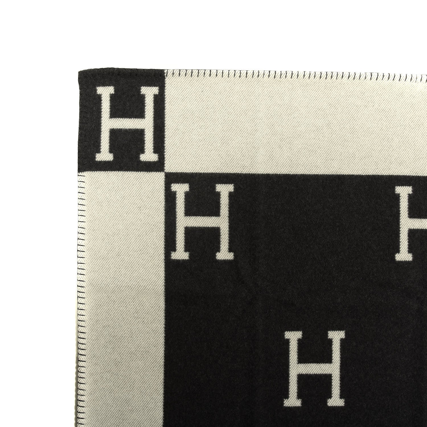 Hermes Wool Cashmere Avalon Blanket Ecru Gris Fonce 2 of 3