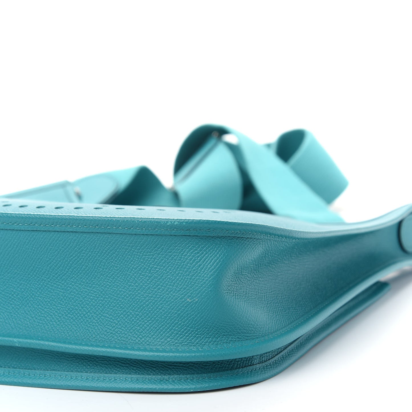 Epsom Evelyne III PM Bleu Paon