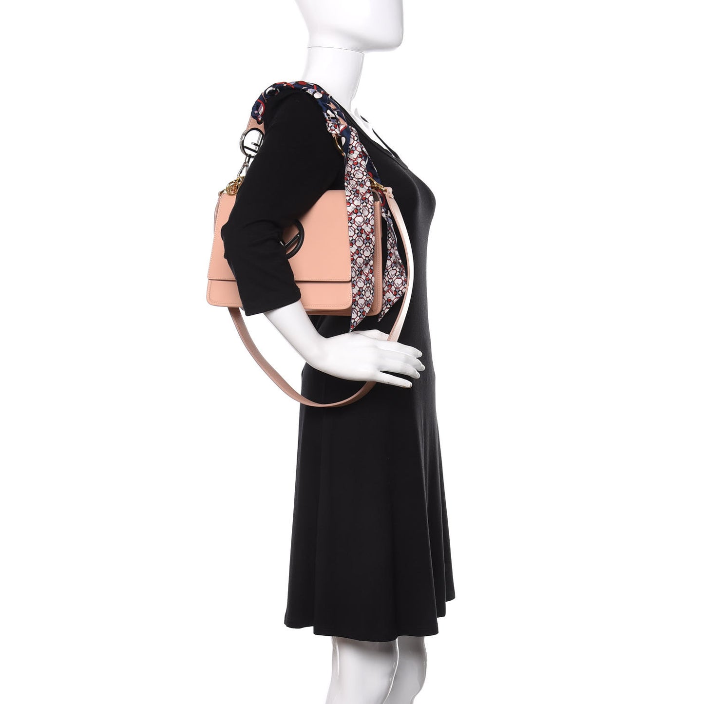 Vitello Century F is Fendi Kan I Shoulder Bag Baby Pink Black