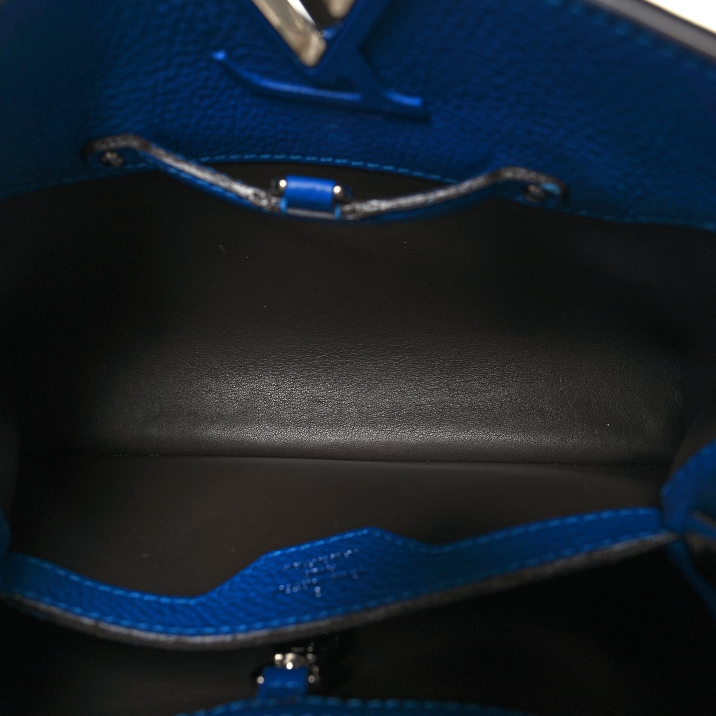 Taurillon Capucines BB Royal Blue