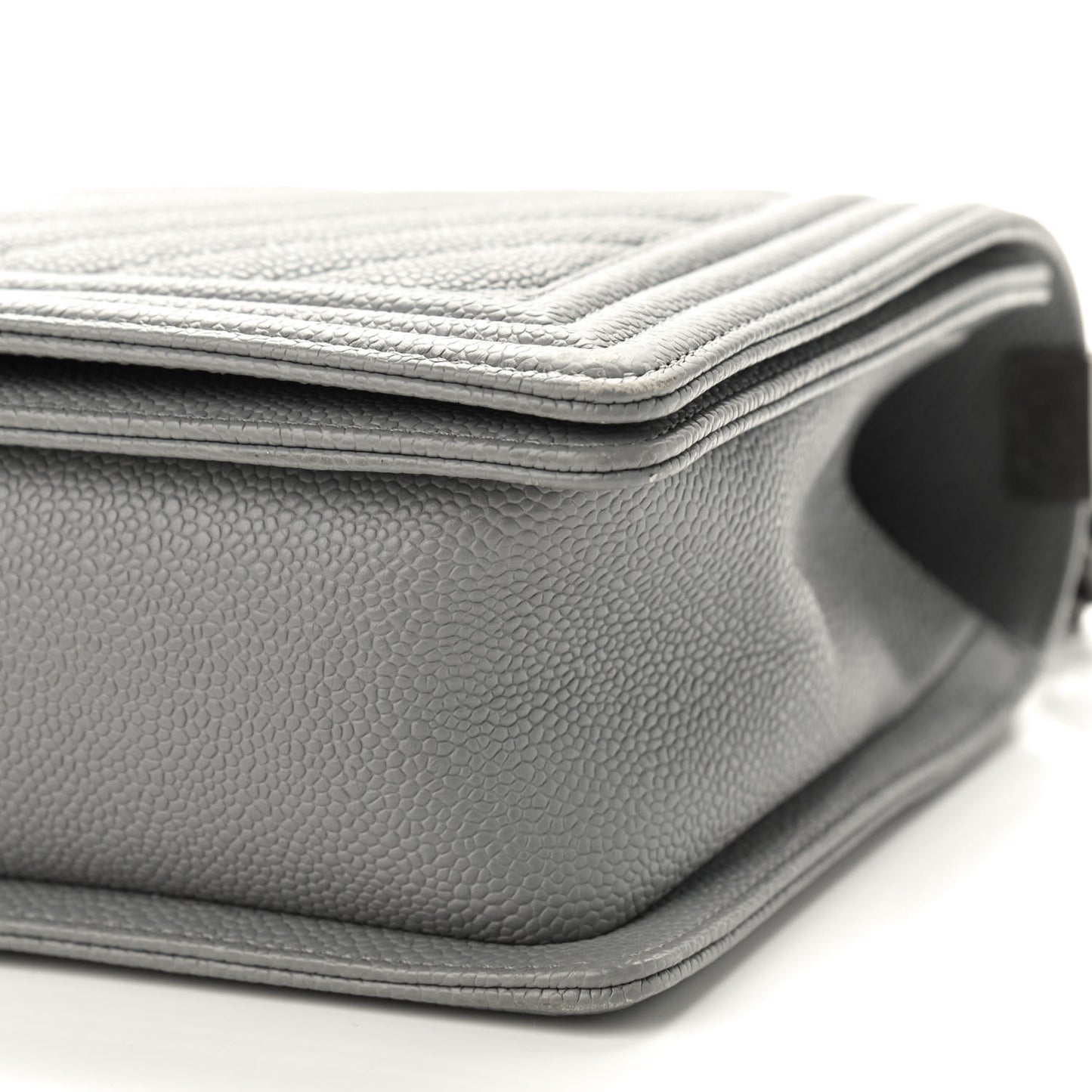 Caviar Chevron Quilted New Medium Boy Flap Grey