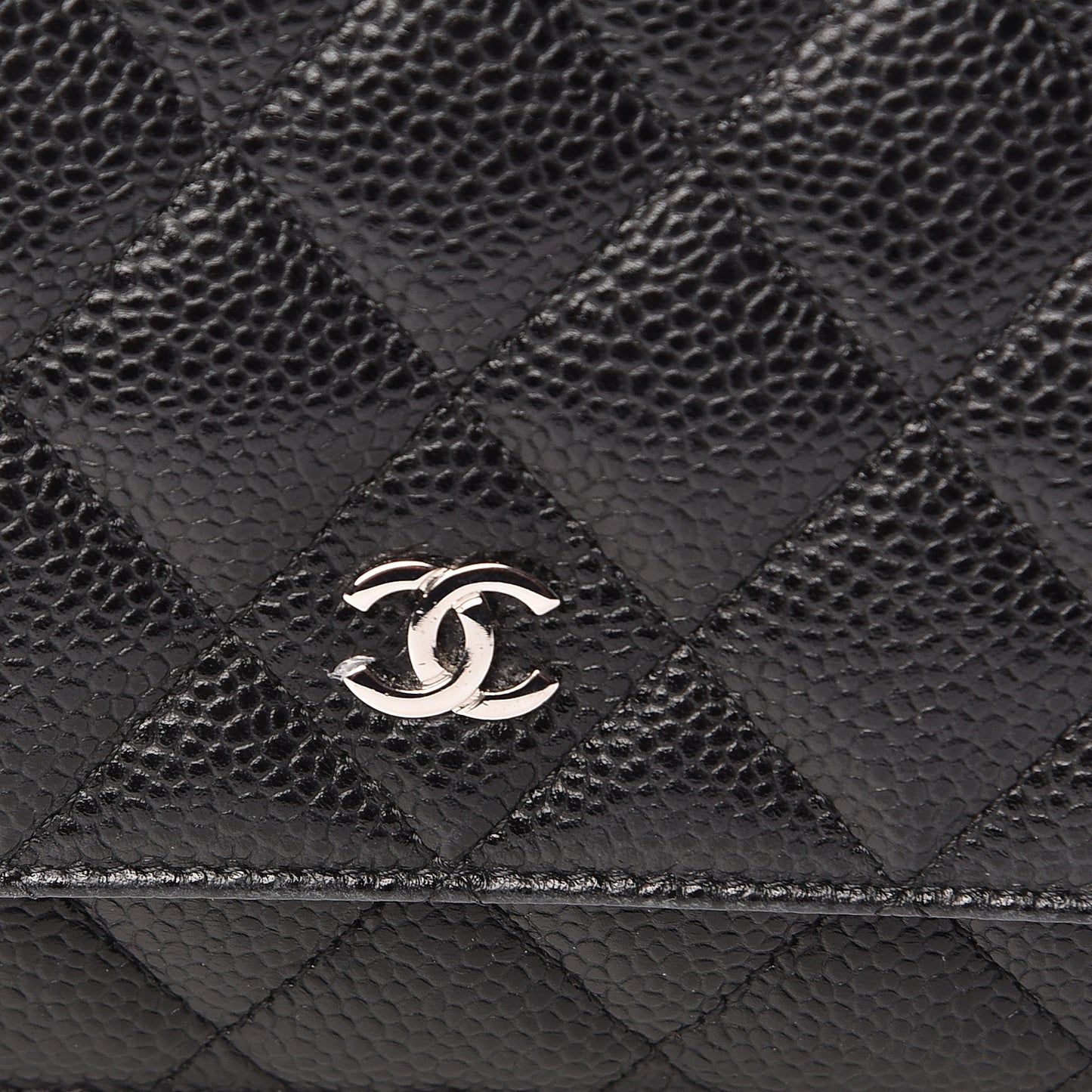 Caviar Quilted Wallet On Chain WOC Black