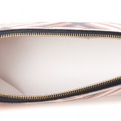 Louis Vuitton Monogram Giant Crafty Cosmetic Pouch Crème Caramel 6 of 7