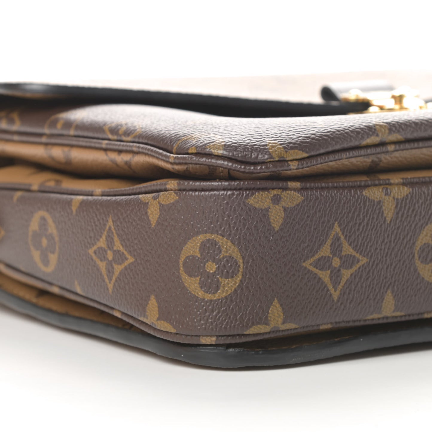 Reverse Monogram Pochette Metis