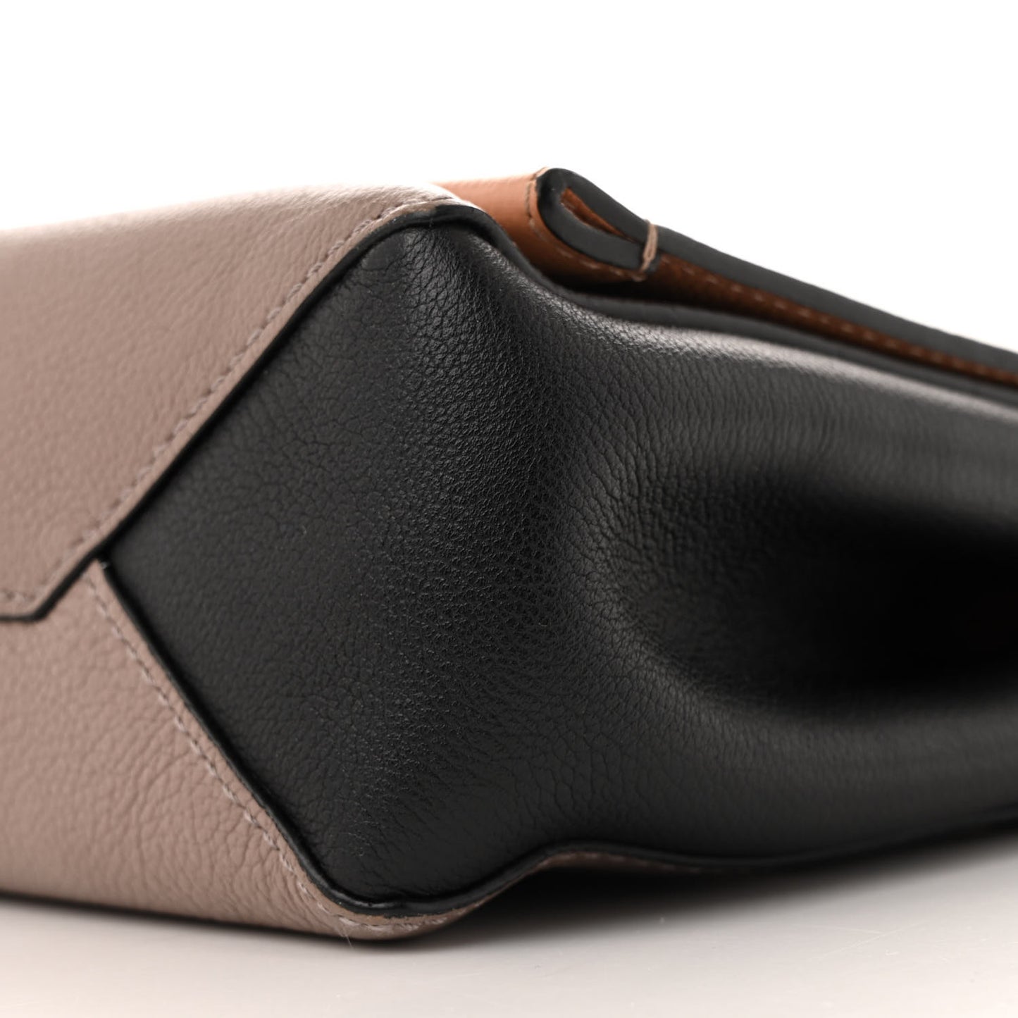 Soft Calfskin Lockme II Chain Bag BB Rose Poudre