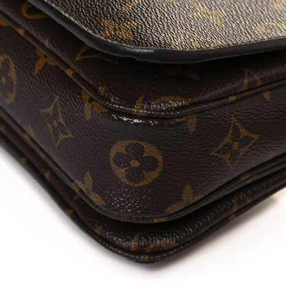 Louis Vuitton Monogram Pochette Metis 12 of 12