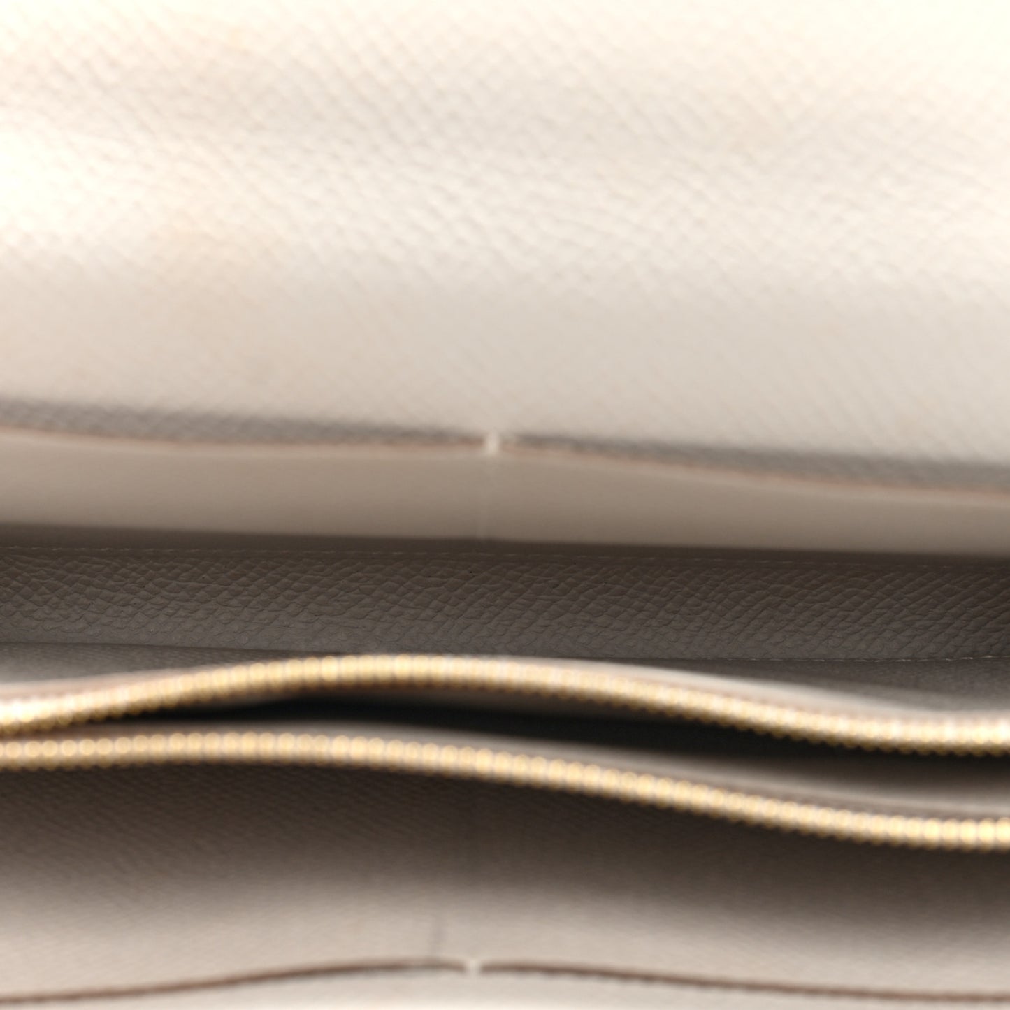 Epsom Kelly Wallet To Go Nata