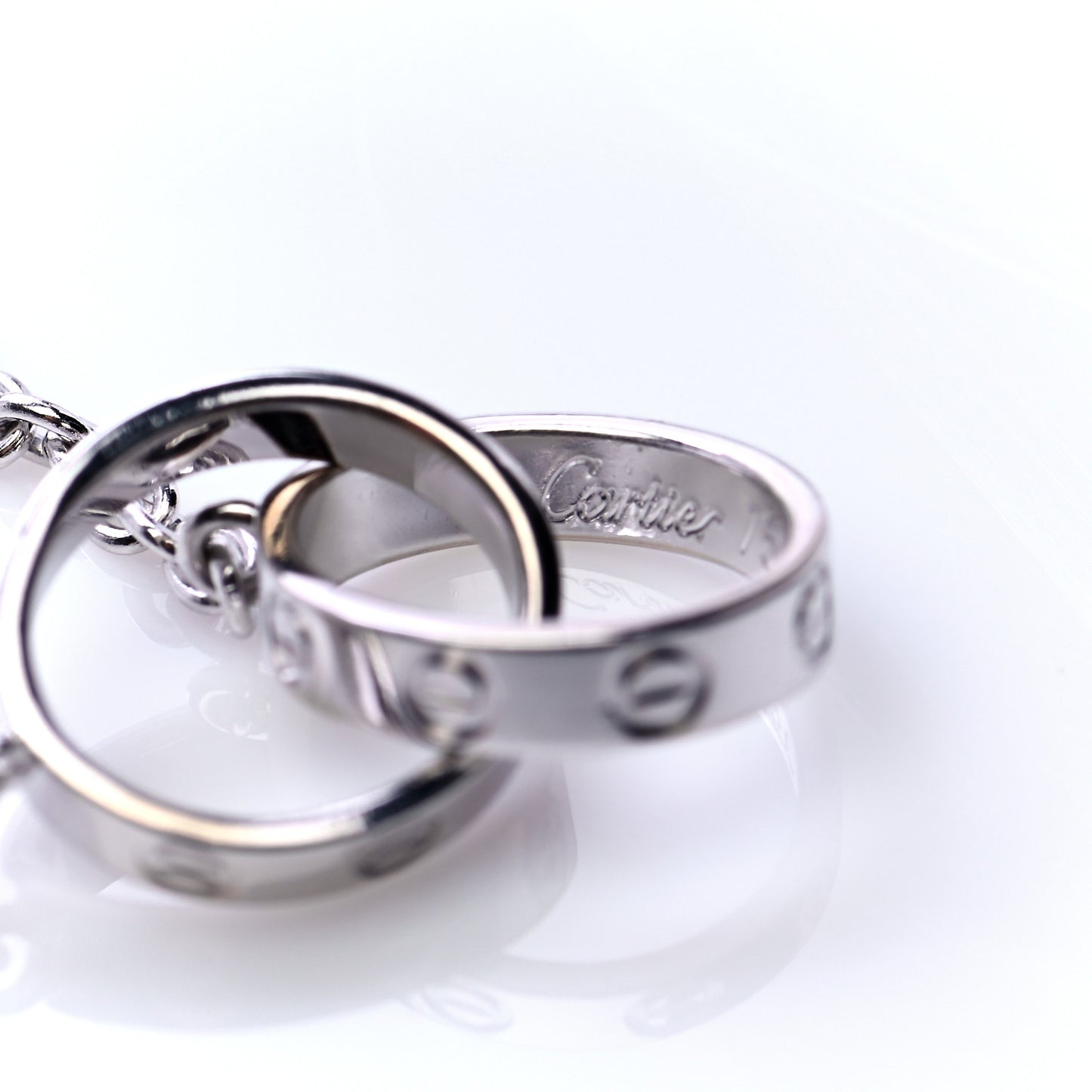 18K White Gold Interlocking LOVE Necklace
