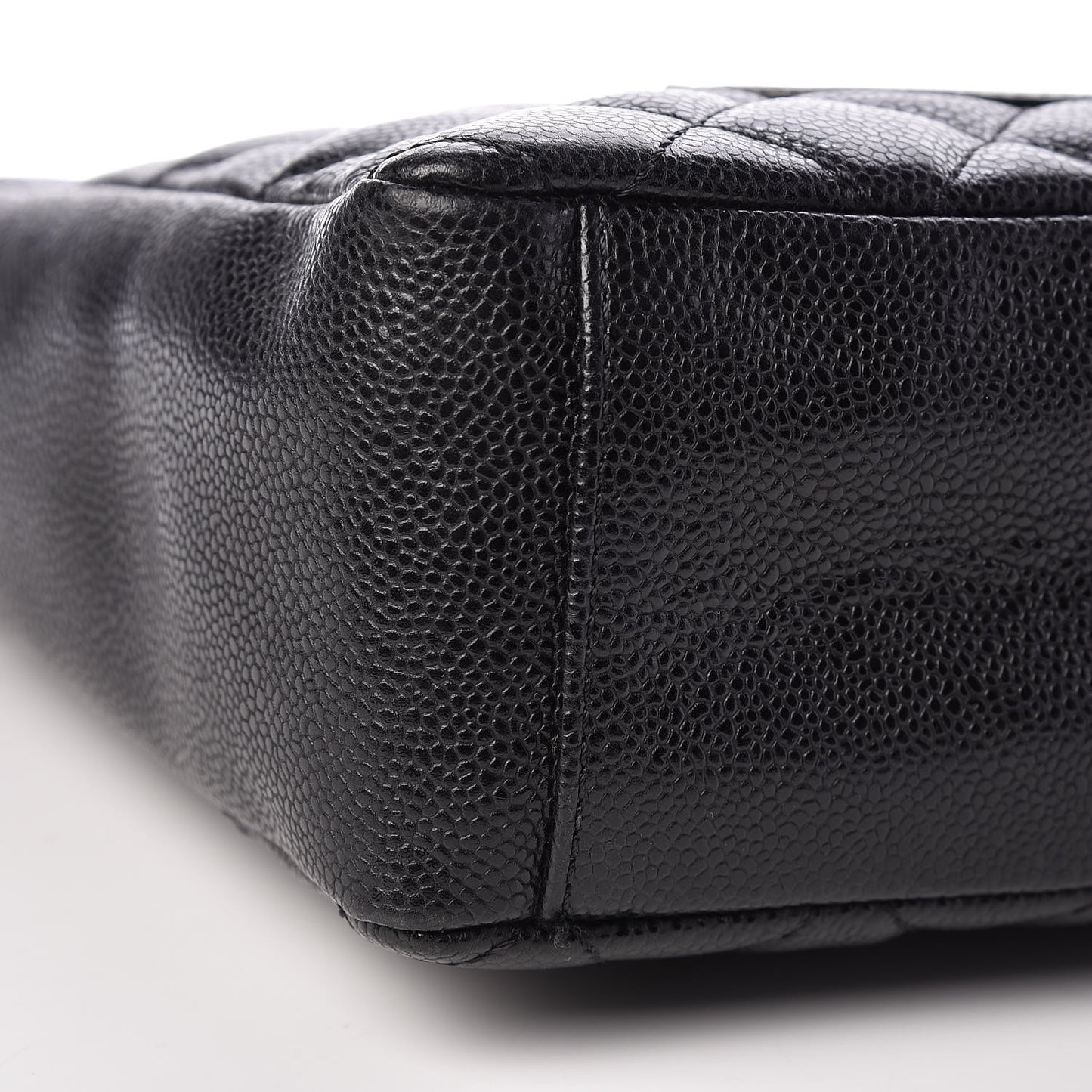 Caviar Quilted Petit Shopping Tote PST Black