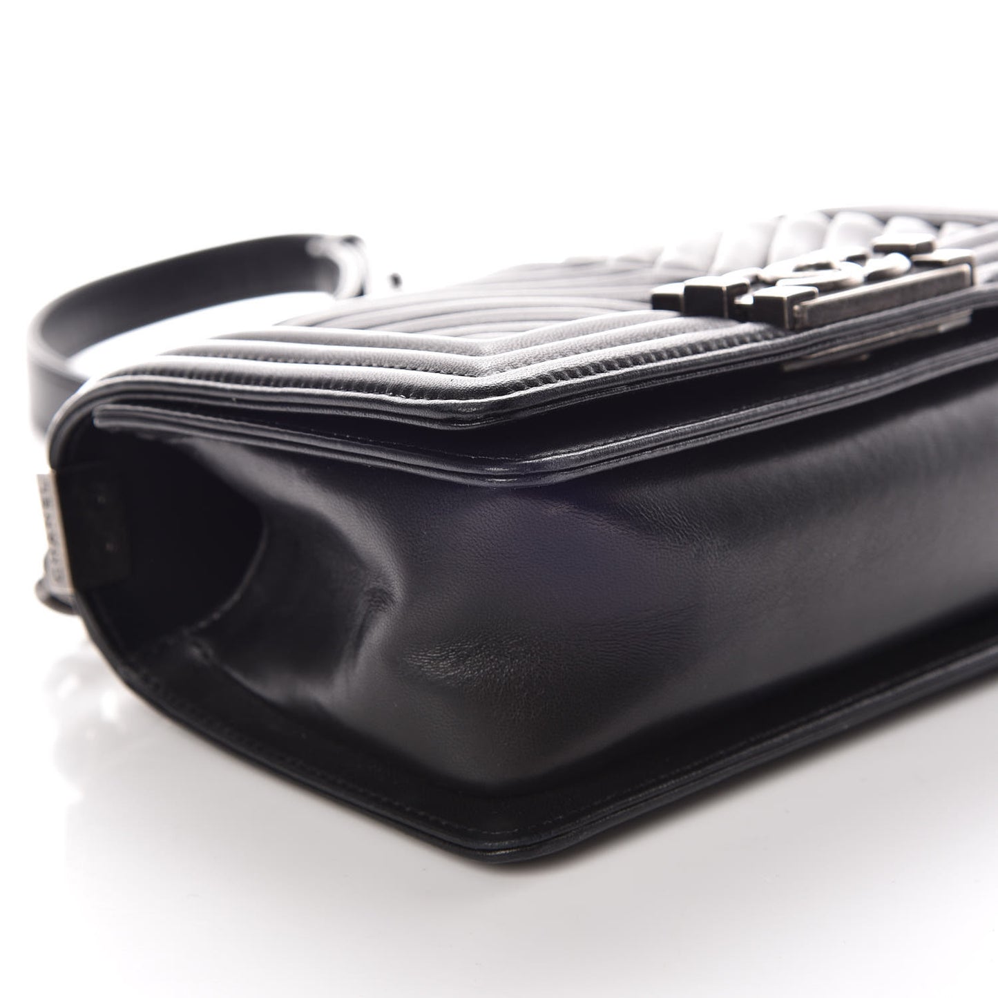 Lambskin Pleated Small Boy Flap Black