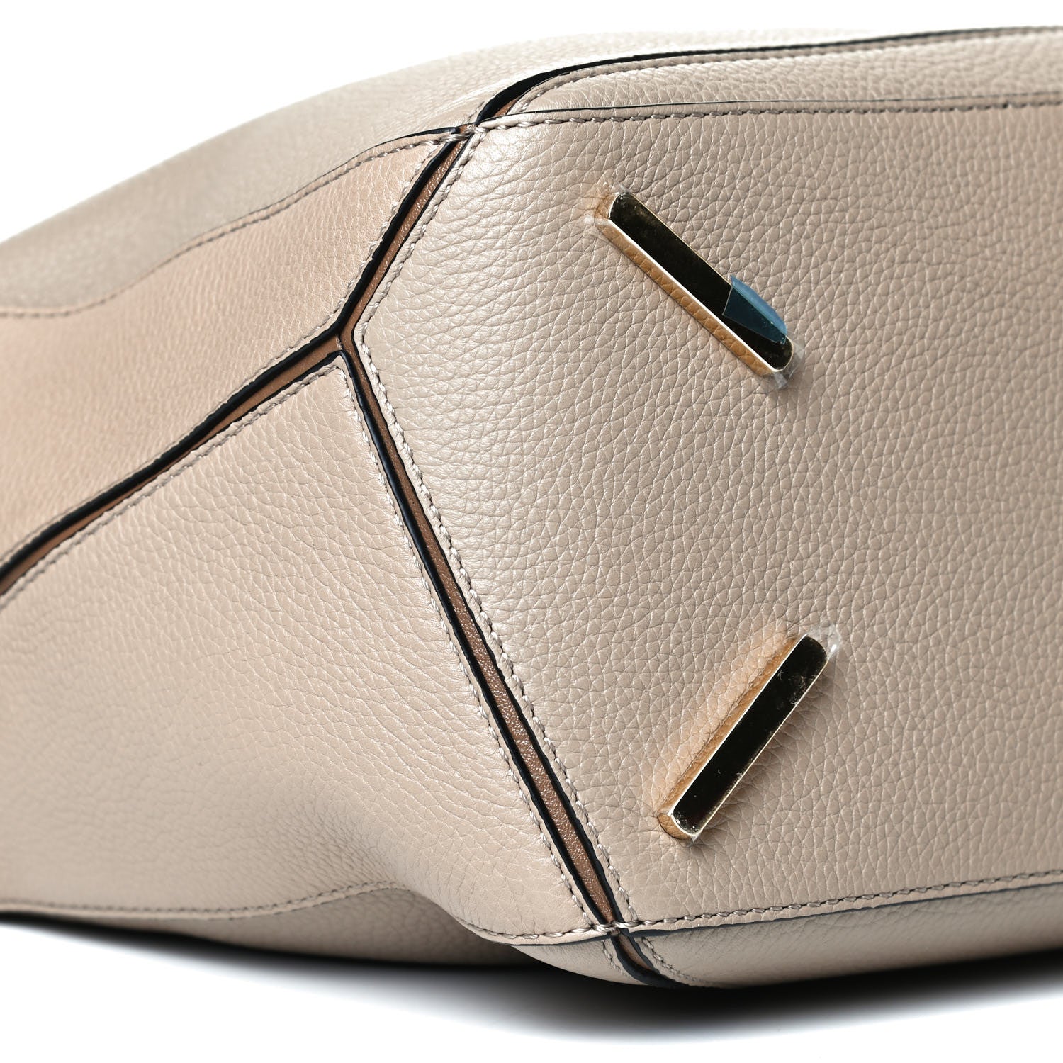 Loewe Calfskin Medium Puzzle Bag Sand Mink 7 of 11