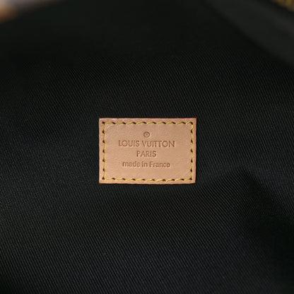 Louis Vuitton Monogram Bumbag 6 of 8