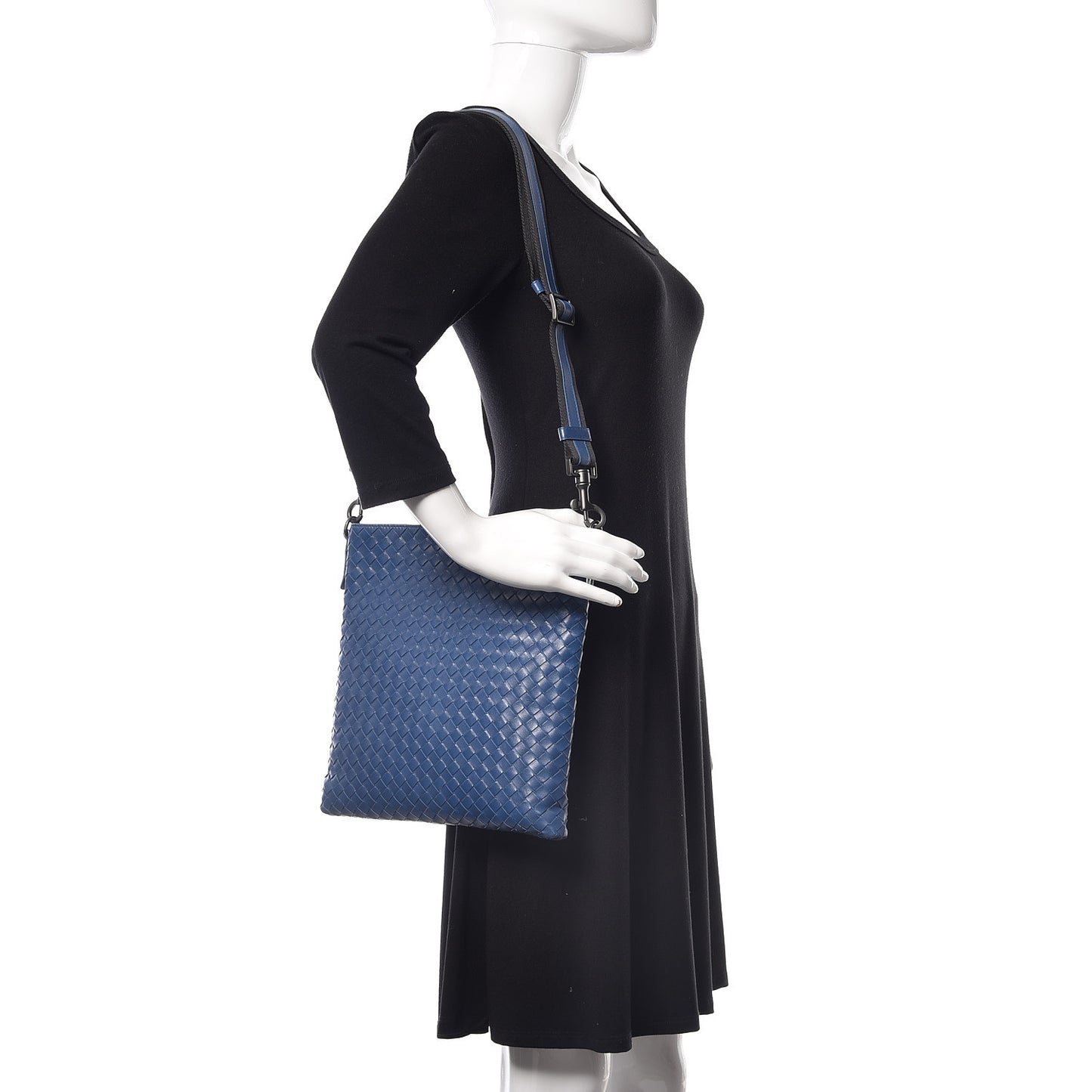 Nappa Intrecciato VN Crossbody Messenger Bag Blatic Blue