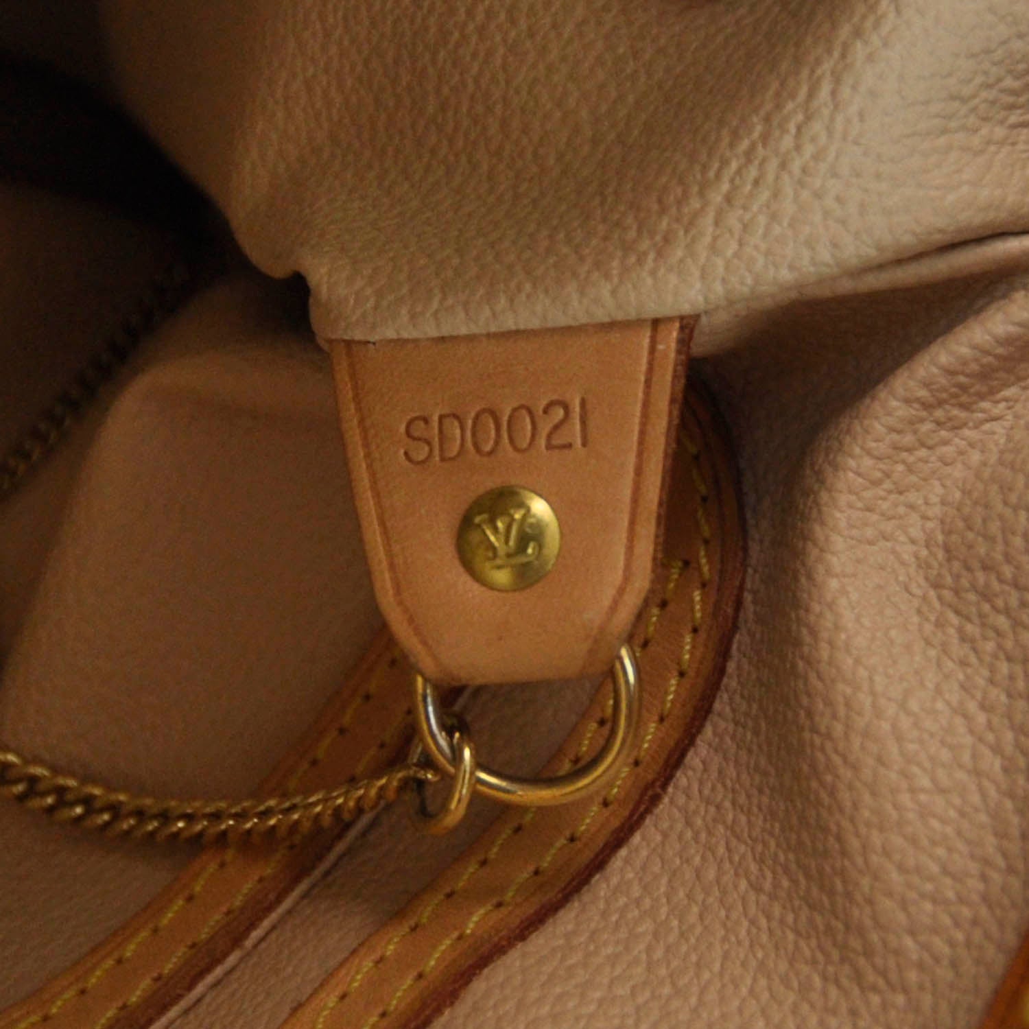 Louis Vuitton Monogram Petit Bucket 23 7 of 7