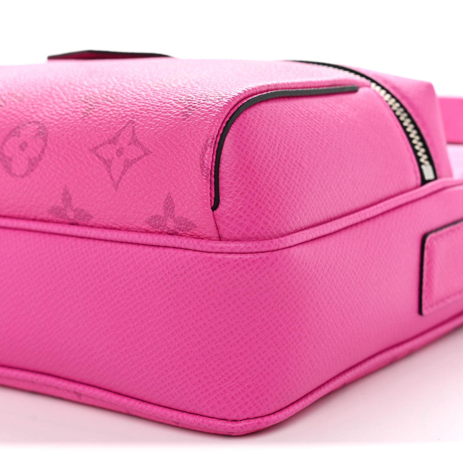 Louis Vuitton Taigarama Outdoor Messenger Fuchsia 10 of 10