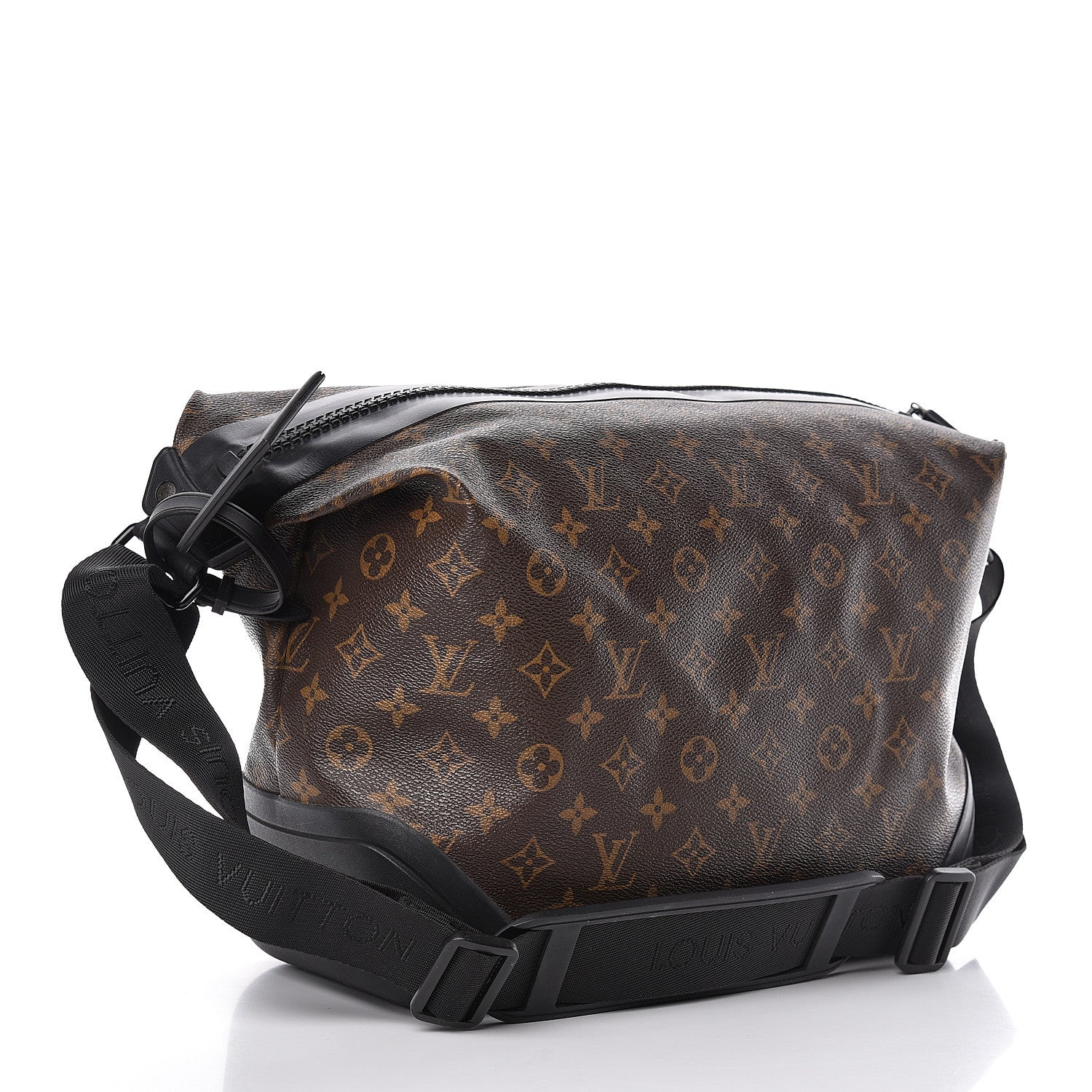 Louis Vuitton Monogram Messenger Voyage Waterproof 3 of 19