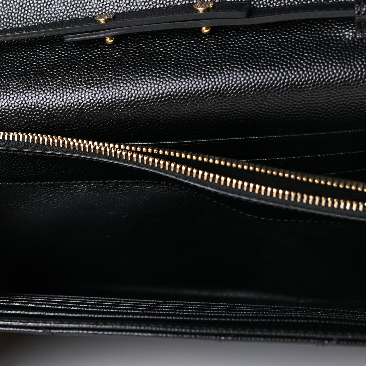 Grain De Poudre Matelasse Chevron Monogram Chain Wallet Black
