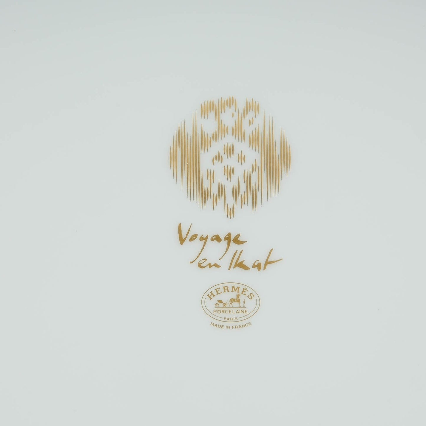 Porcelain Voyage en Ikat Presentation Plate Emerald