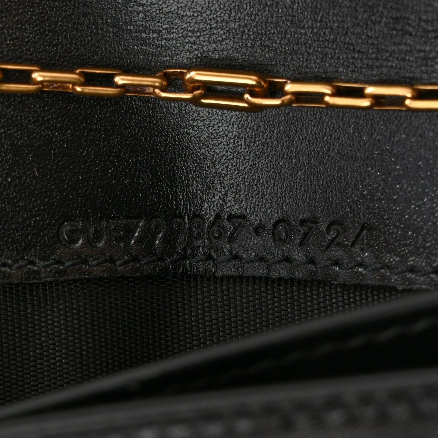 Box Calfskin Voltaire Wallet On Chain Black