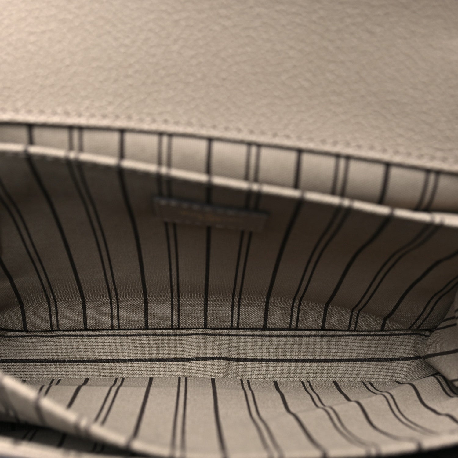 Louis Vuitton Empreinte Pochette Metis Tourterelle 5 of 10
