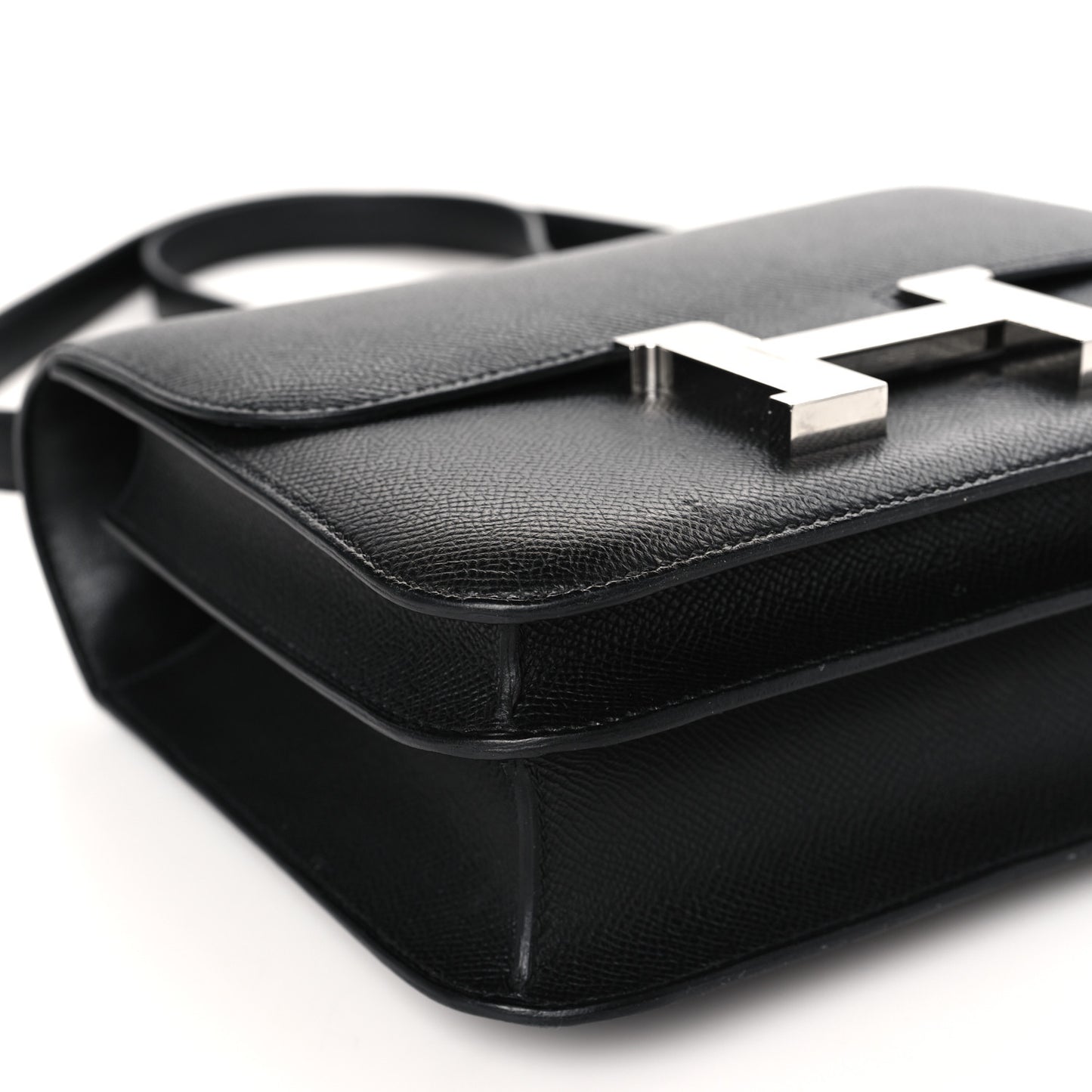 Epsom Constance 24 Black