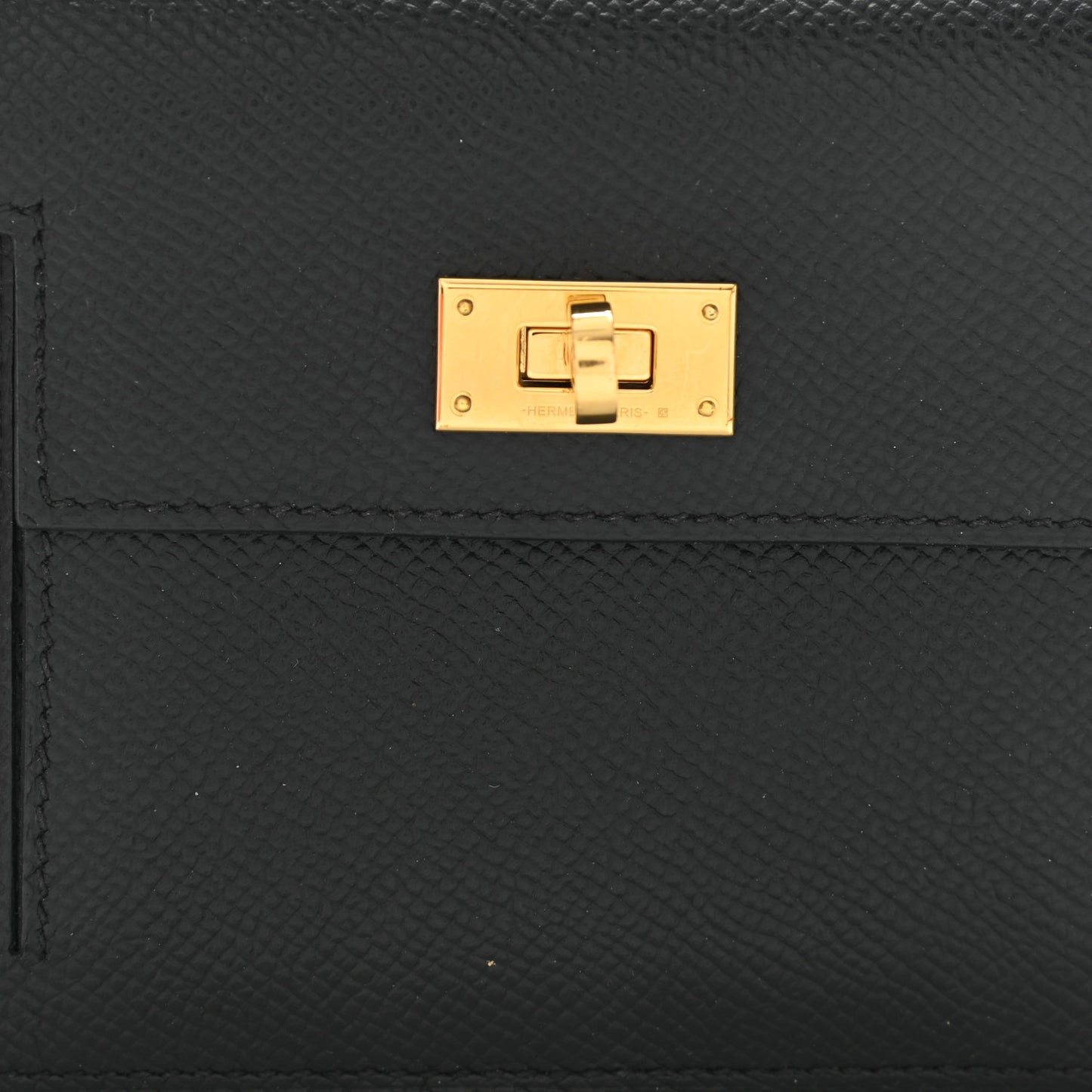 Epsom Kelly Pocket Compact Wallet Black